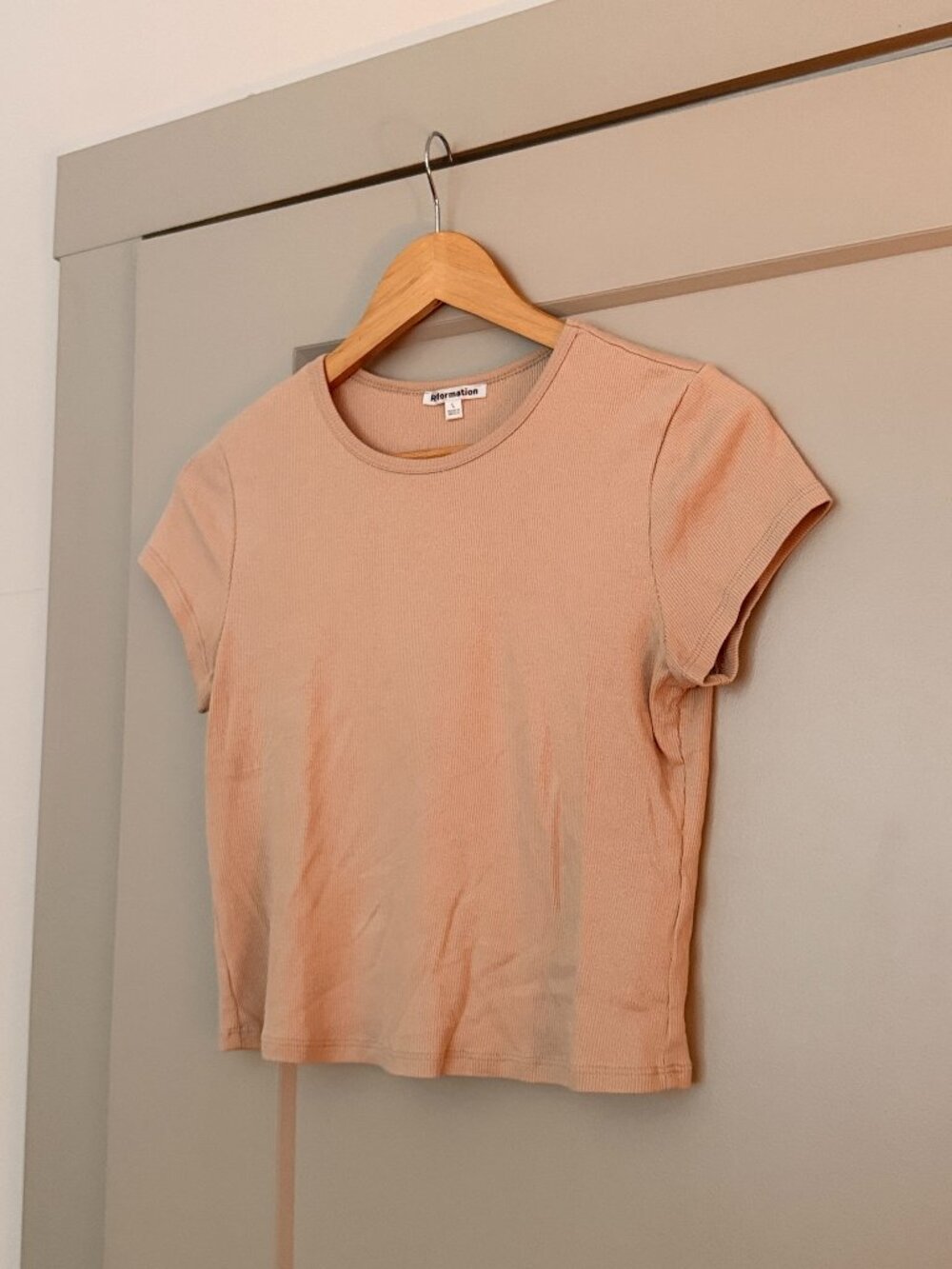 Reformation Tan Tee - Picture 2 of 4